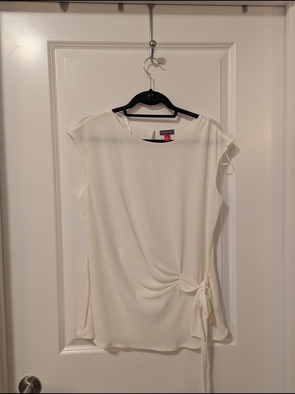 Vince Camuto Women’s Cream Tie-Waist Cap Sleeve Top